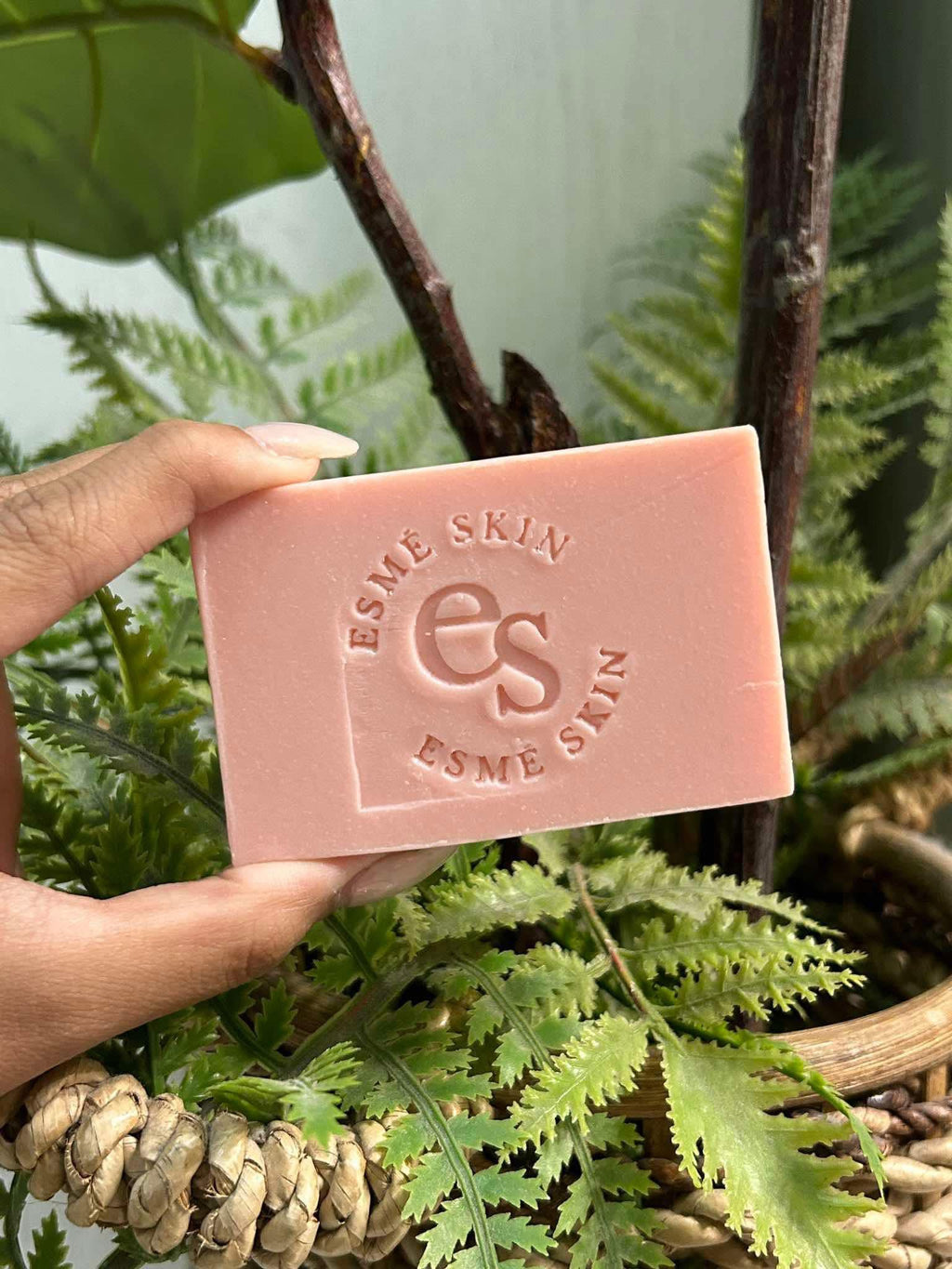 Esme Skin Ultra Radiance Lightening Bar 135g
