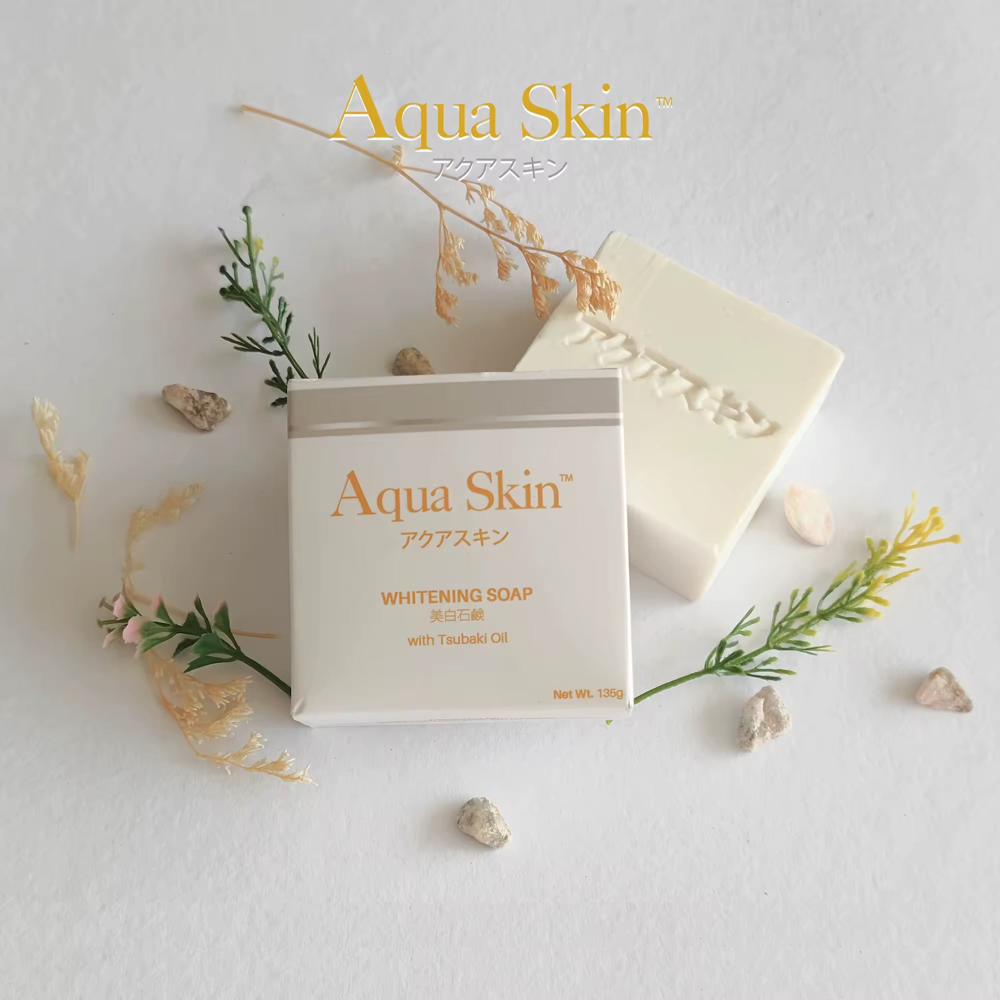 Aqua Skin Whitening Tsubaki Soap 135g