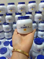 AR Vitamin E Moisturizing Cream Enriched With Sunflower Oil 200g (Blue Lid) - My Care Kits